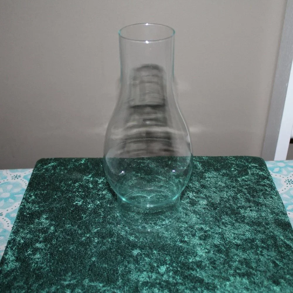 EUC Clear Glass 9 Inch Replacement Lamp Chimney